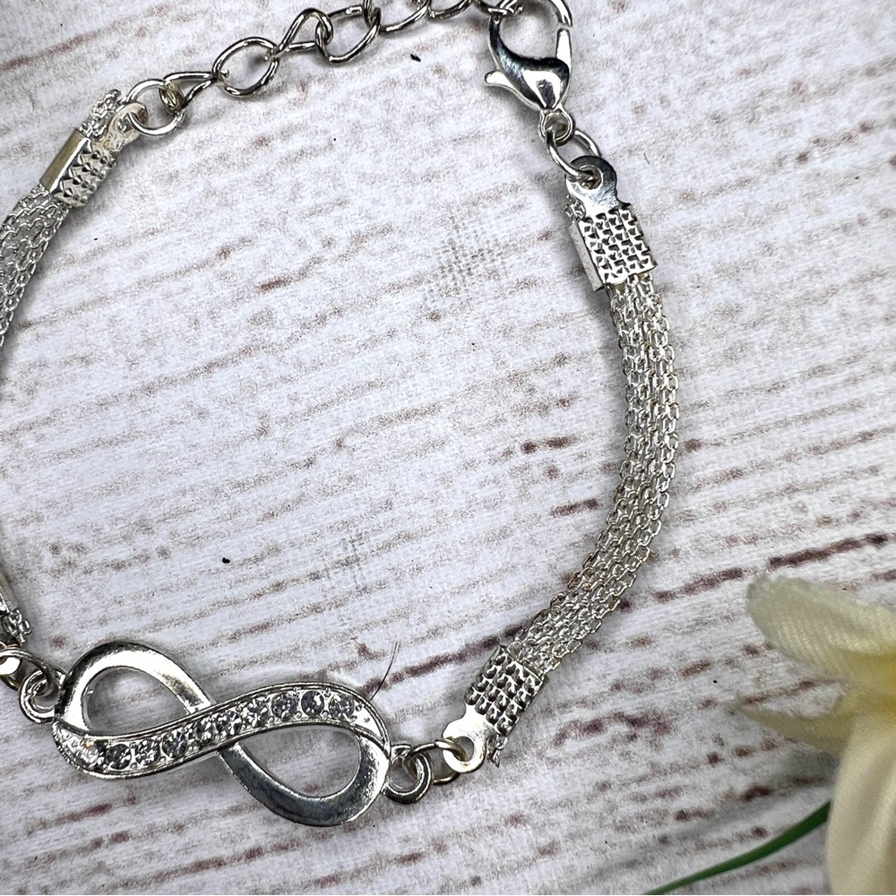 Infinity Rhinestone Bracelet - Picture 3 of 8